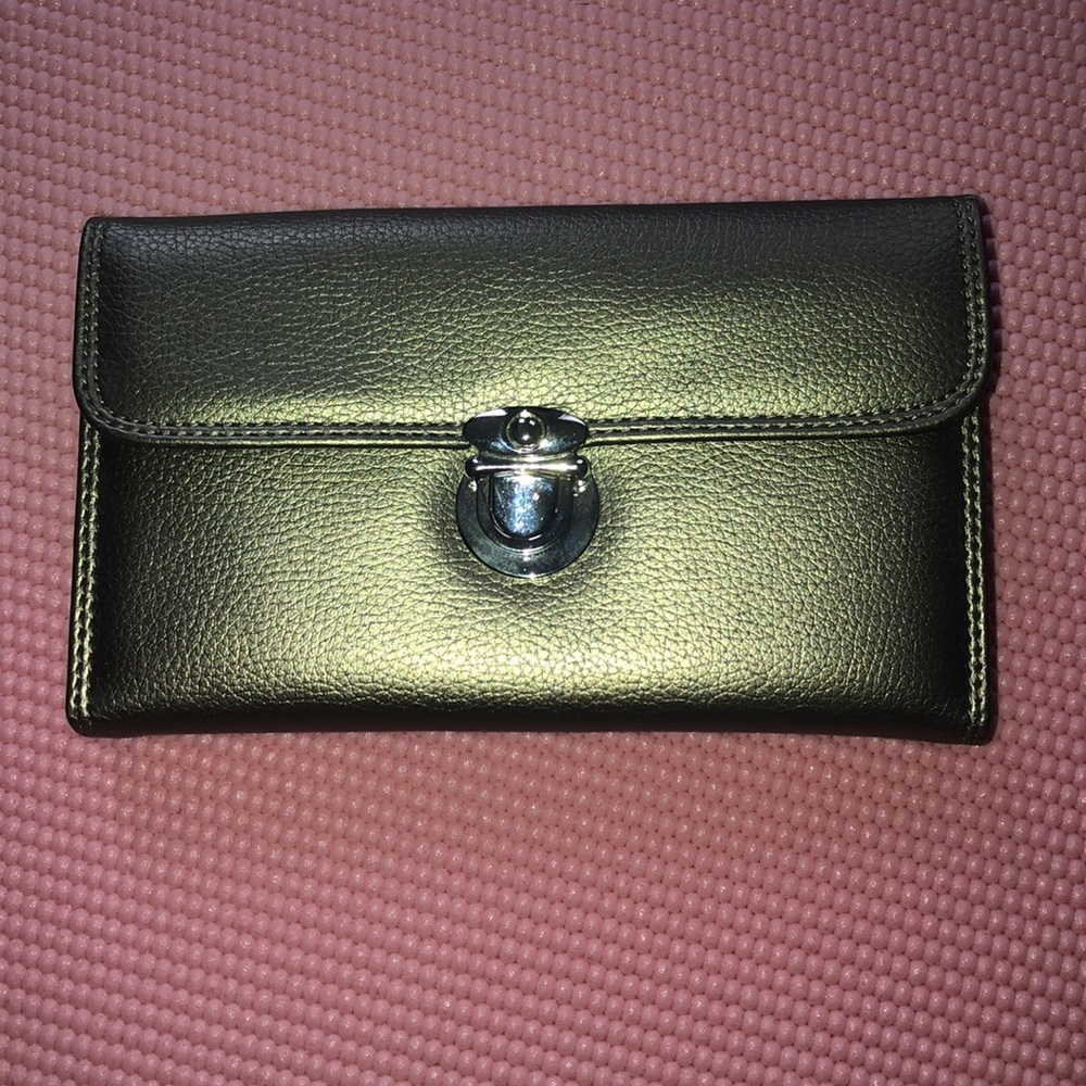 Wallet/clutch